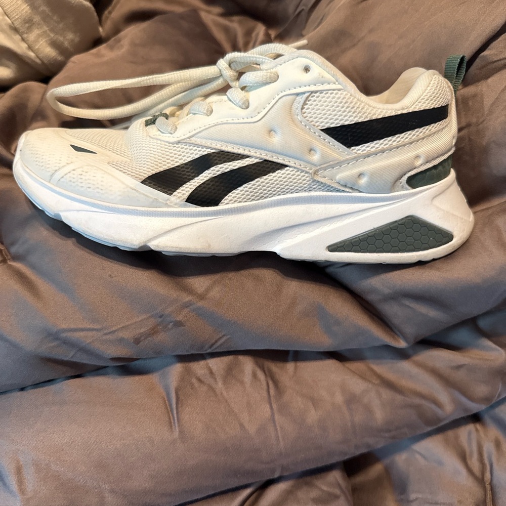 Reebok White and Black Sneakers with Retro-Inspired Design